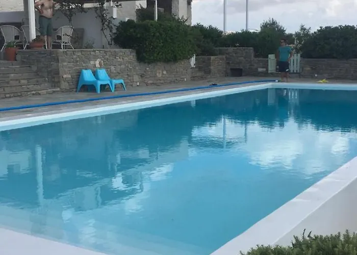 別荘 Evdokia Stone House Márpissa